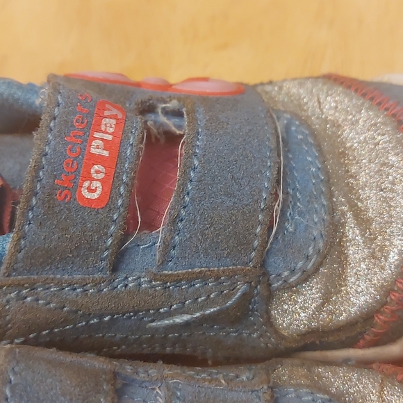 2/$15 Skechers Go Play Size 10 - Picture 2 of 6